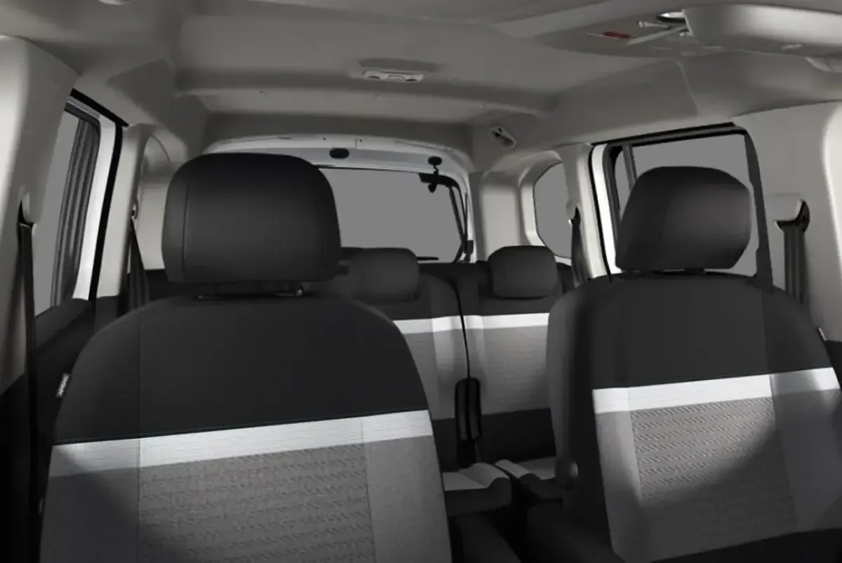 Neu Citroën Berlingo 131 PS (96 kW) 2026 Grau Van / Kleinbus