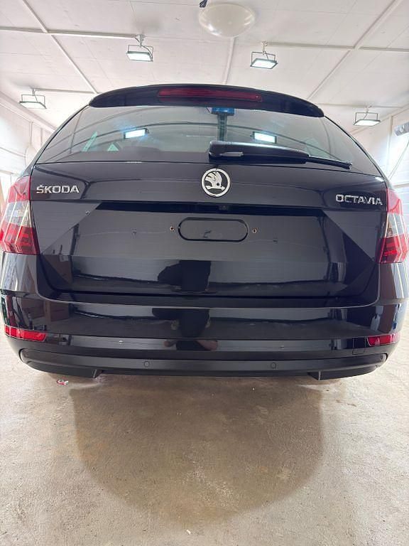Gebraucht Skoda Octavia Style 150 PS (110 kW) 2018 Schwarz Kombi