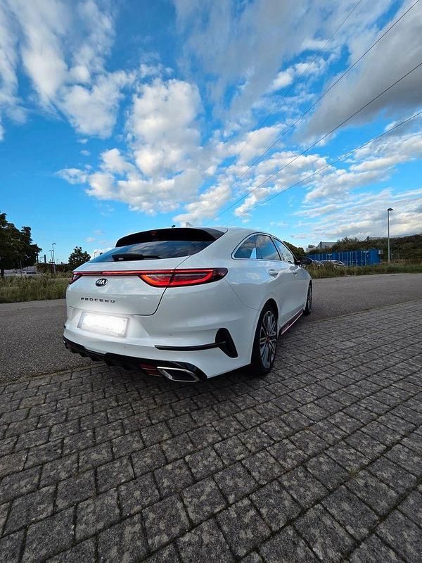 Gebraucht Kia ProCeed GT 204 PS (150 kW) 2020 Weiß Kombi