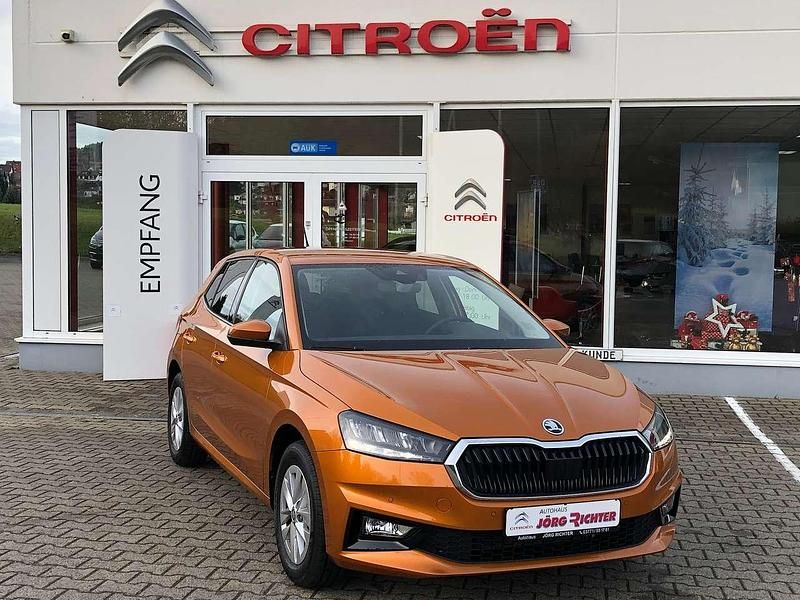 Phoenixorange metallic Gebraucht 2024 Skoda Fabia Monte Carlo Kleinwagen | 18.790 € (Guter Preis) - Bild 1/4