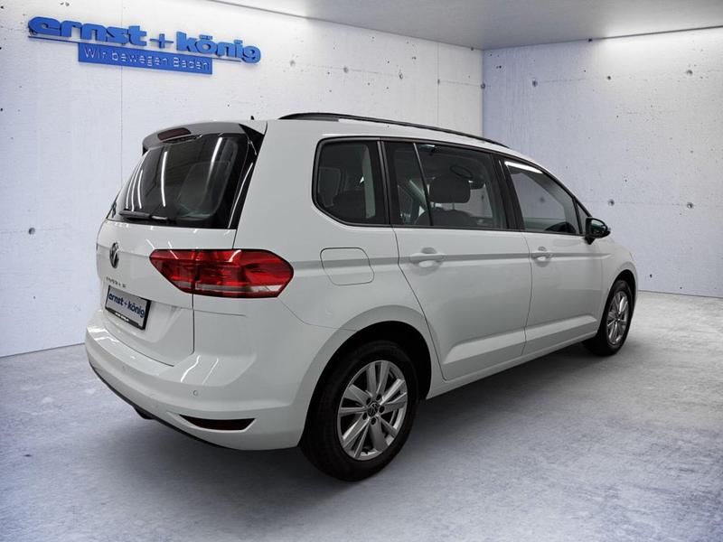 Gebraucht VW Touran Comfortline 150 PS (110 kW) 2024 Van / Kleinbus