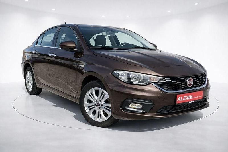 Gebraucht Fiat Tipo 95 PS (69 kW) 2017 Braun Limousine