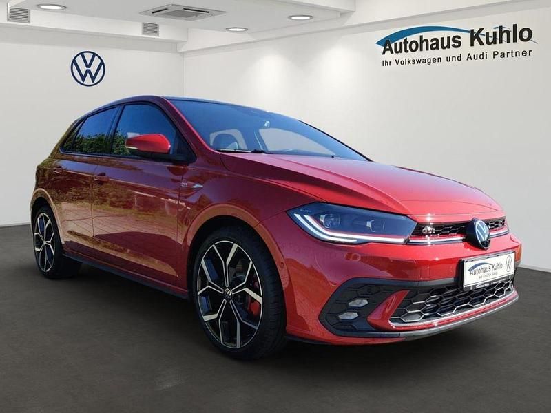 Second-hand VW Polo Pro 207 CP (152 kW) 2025 Roșu Berlinǎ