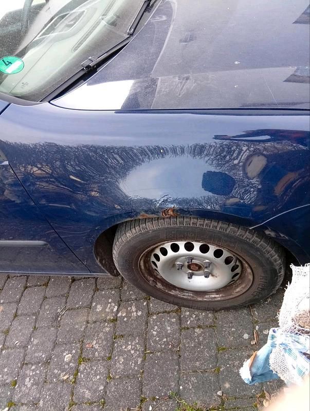 Gebraucht VW Golf IV 75 PS (55 kW) 2005 Blau Kleinwagen