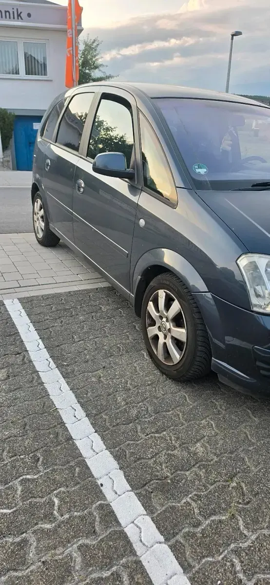 Gebraucht Opel Meriva 101 PS (74 kW) 2008 Grau Van / Kleinbus