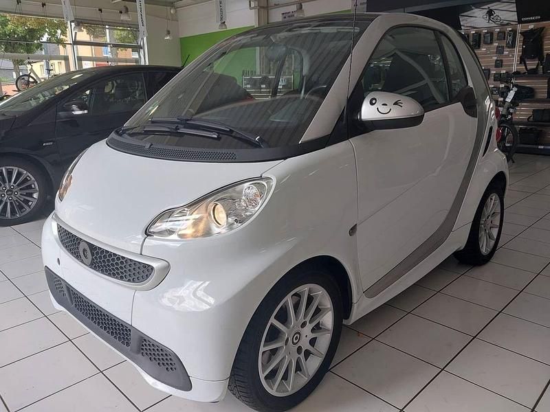 Silber Gebraucht 2014 Smart ForTwo Coupé Kleinwagen | 5.980 € (Fairer Preis) - Bild 1/4