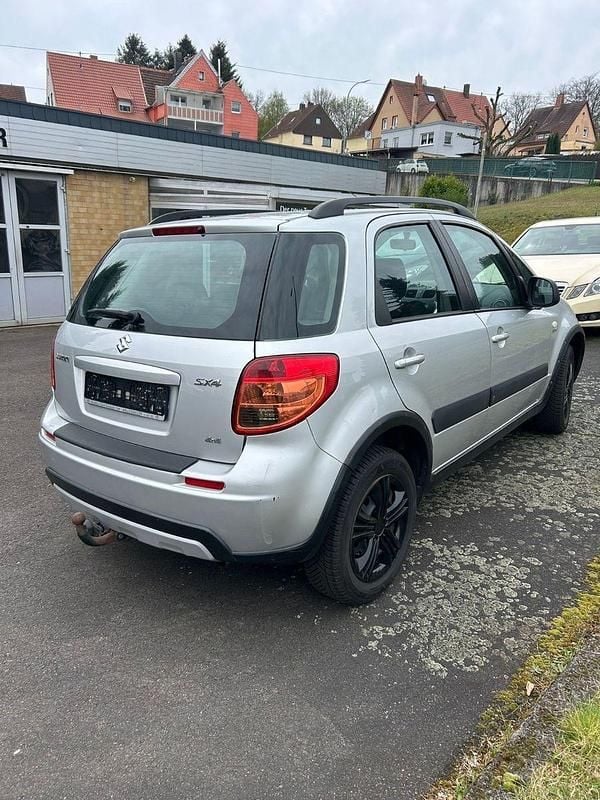 Gebraucht Suzuki SX4 Style 135 PS (99 kW) 2011 Silber Kleinwagen