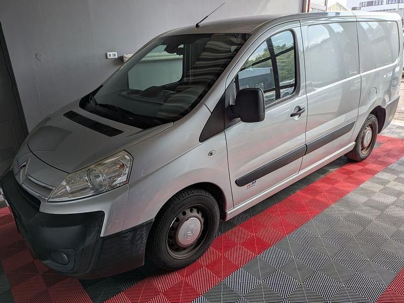 Gebraucht Citroën Jumpy Proline 120 PS (88 kW) 2011 Silber Van / Kleinbus