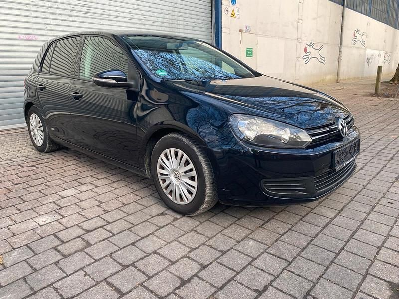 Schwarz Gebraucht 2009 VW Golf VI Kleinwagen | 4.900 € (Guter Preis) - Bild 1/4