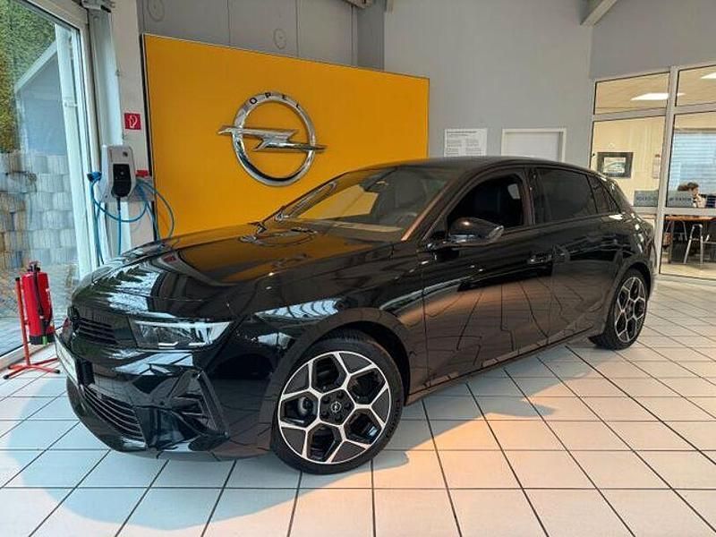 Schwarz Gebraucht 2024 Opel Astra Ultimate Limousine | 25.799 € (Fairer Preis) - Bild 1/4