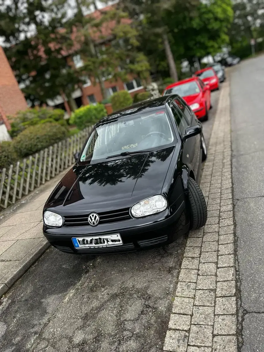 Gebraucht VW Golf III 75 PS (55 kW) 1999 Schwarz Limousine