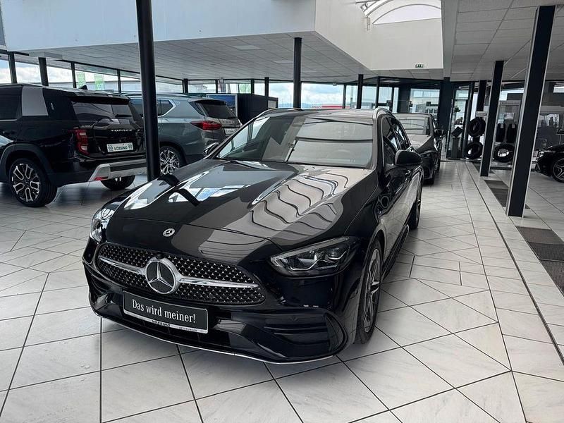 Schwarz Gebraucht 2021 Mercedes C300 AMG line Kombi | 35.980 € (Fairer Preis) - Bild 1/4