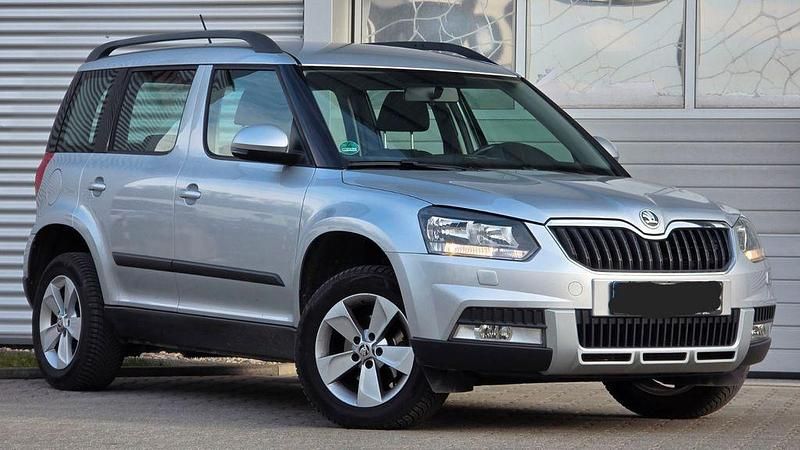 Gebraucht Skoda Yeti Ambition 110 PS (80 kW) 2014 Silber SUV