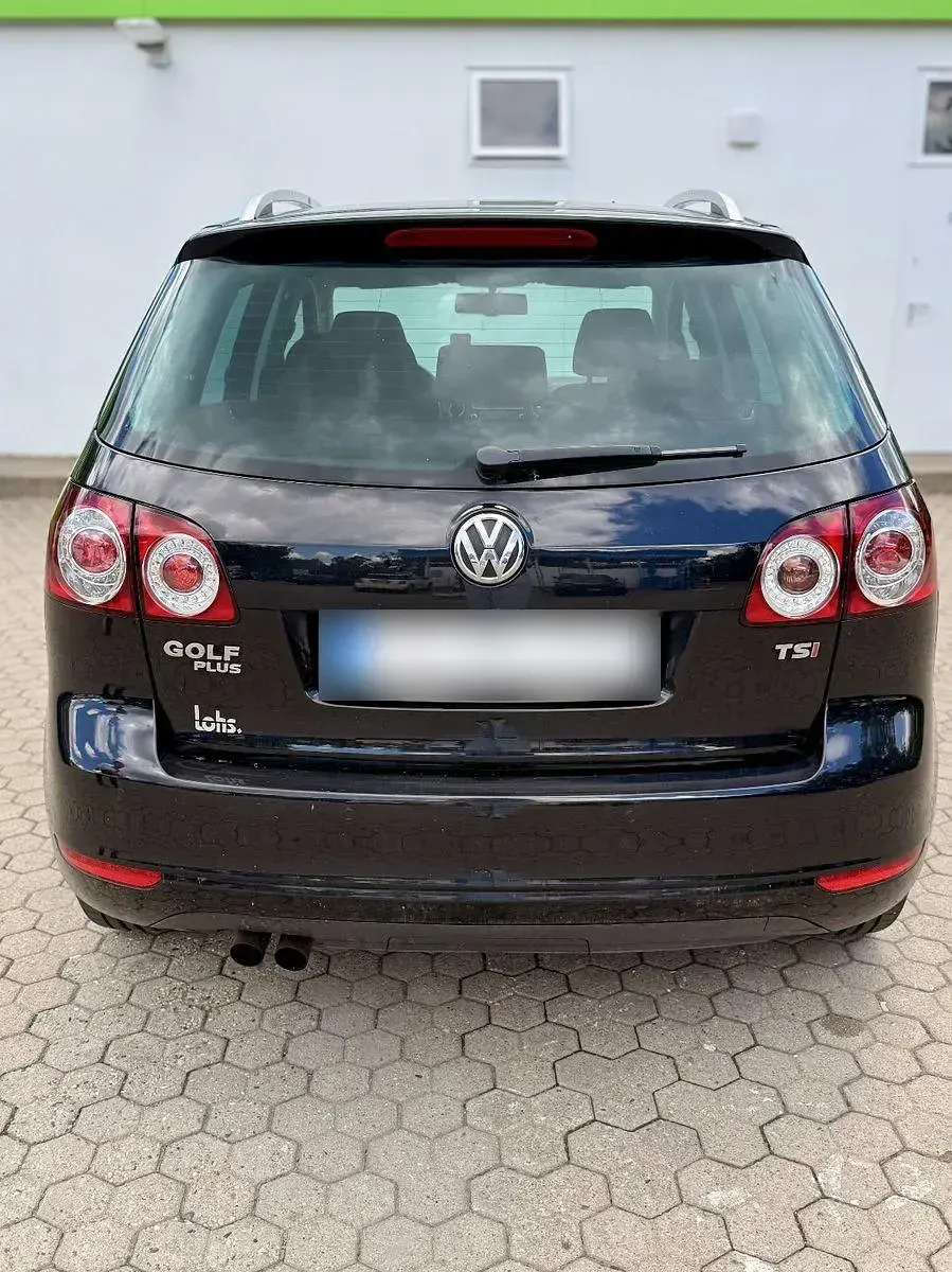 Gebraucht VW Golf Plus Cross 122 PS (89 kW) 2011 Schwarz Van / Kleinbus