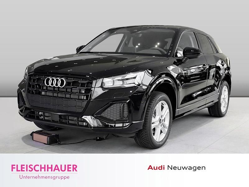 Neu Audi Q2 Advanced Plus 150 PS (110 kW) 2026 Grau SUV