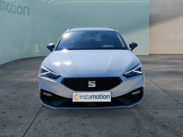 Gebraucht Seat Leon FR 150 PS (110 kW) 2024 Weiß Van / Kleinbus