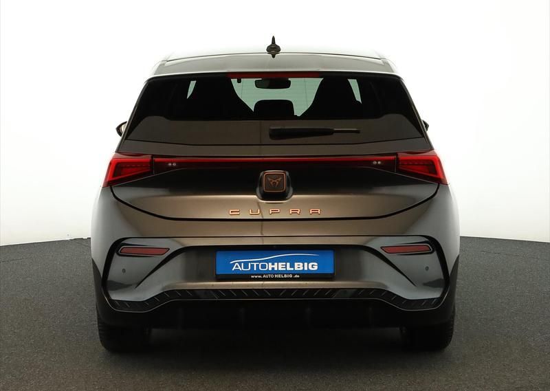 Gebraucht Cupra Born 169 kW (231 PS) 2023 Quasargrau metallic Kleinwagen