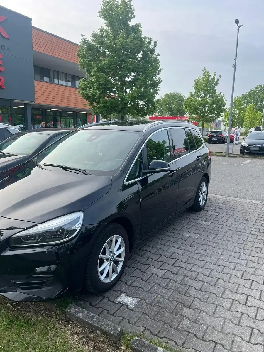 Gebraucht BMW 216 120 PS (88 kW) 2018 Schwarz Coupé
