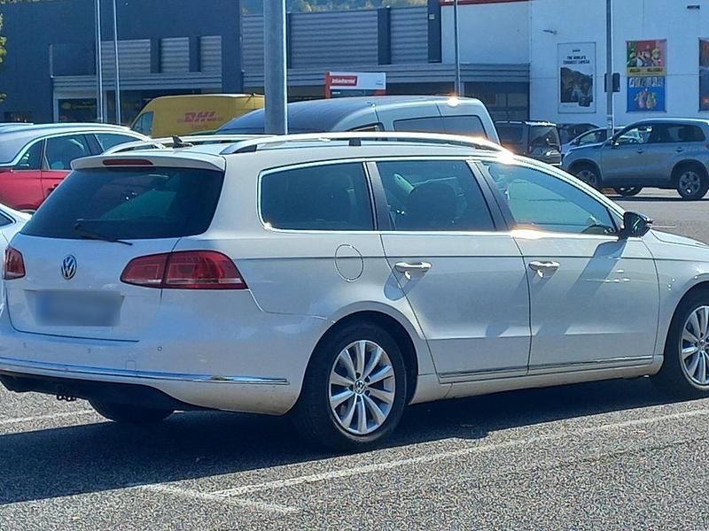 Gebraucht VW Passat 140 PS (102 kW) 2014 Weiß Kombi