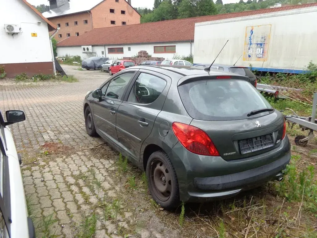Gebraucht Peugeot 207 Sport 120 PS (88 kW) 2008 Grau Limousine