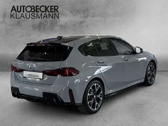 Gebraucht BMW 120 M Sport 170 PS (125 kW) 2025 Brooklyn grau metallic Kleinwagen