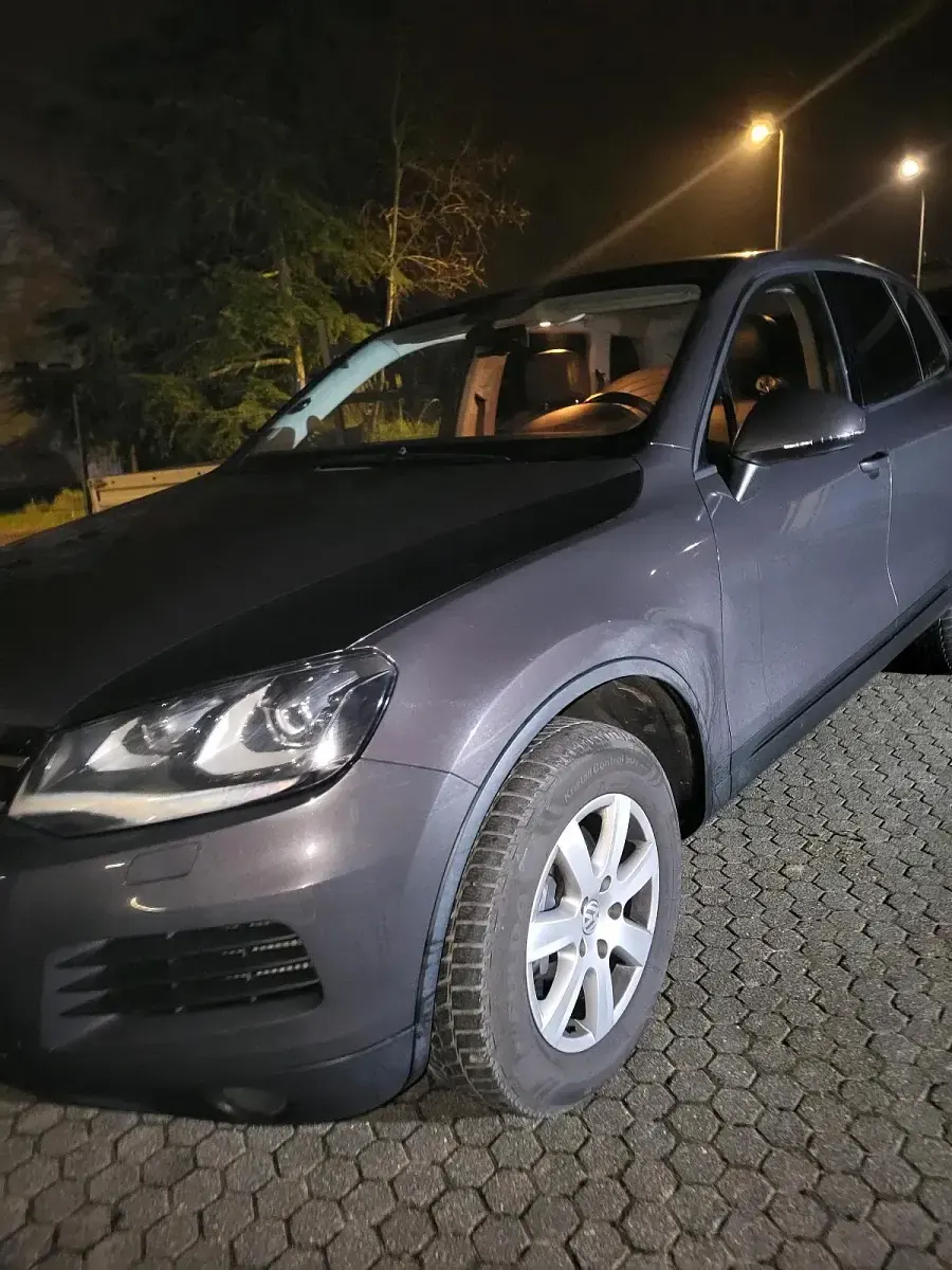 Gebraucht VW Touareg 245 PS (180 kW) 2012 Grau SUV