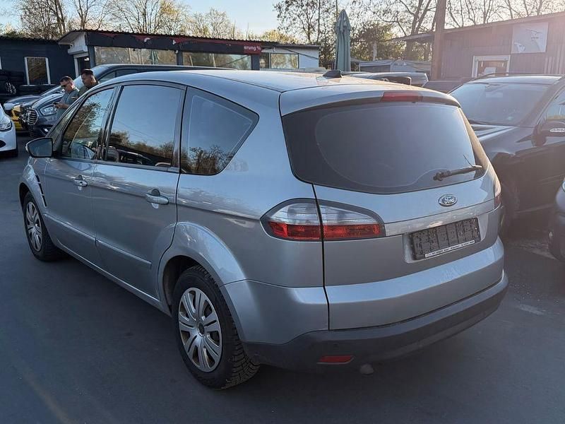 Używany Ford S-MAX S 140 KM (102 kW) 2008 Niebieski Minivan