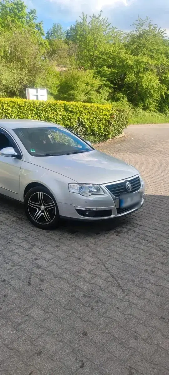 Gebraucht VW Passat 116 PS (85 kW) 2006 Silber Limousine