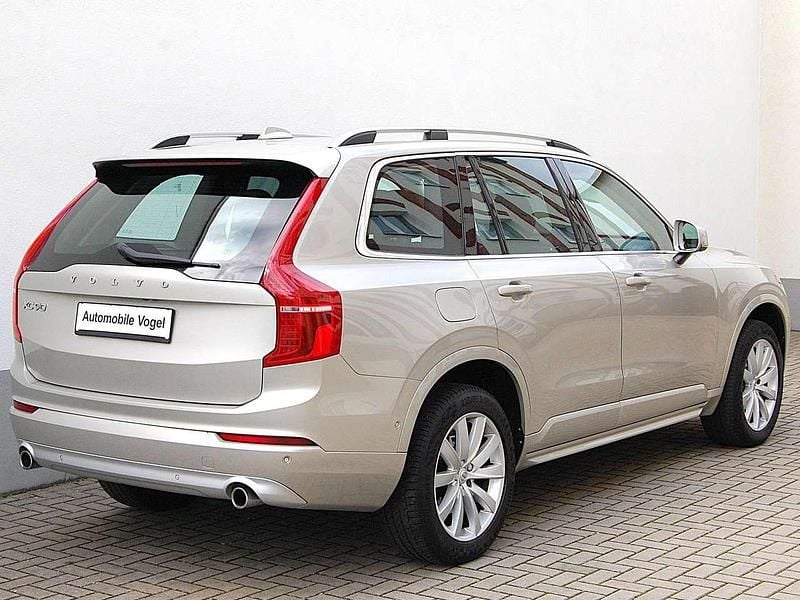 Gebraucht Volvo XC90 235 PS (172 kW) 2018 Luminous sand metallic SUV