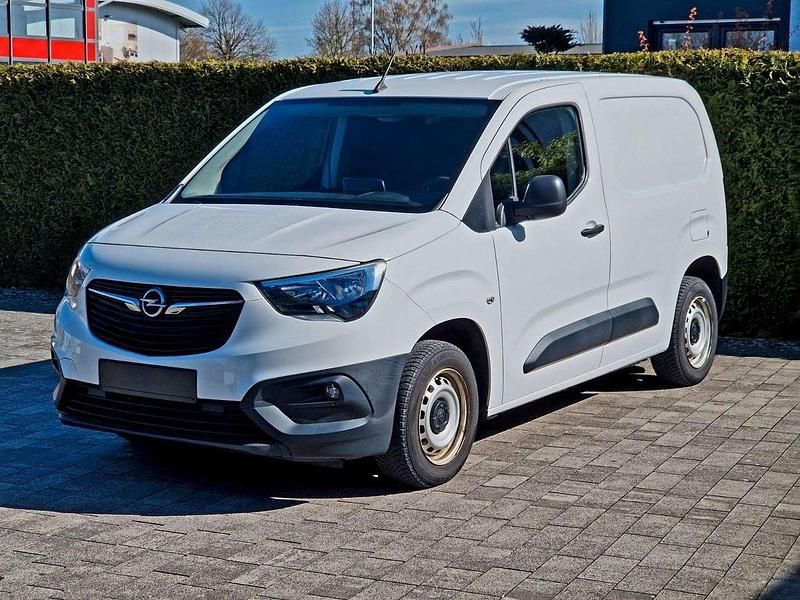 Gebraucht Opel Combo Edition 102 PS (75 kW) 2022 Weiß Van / Kleinbus