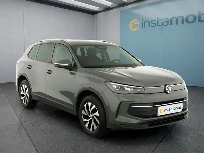 Nowe VW Tiguan 150 KM (110 kW) 2026 Zielony SUV