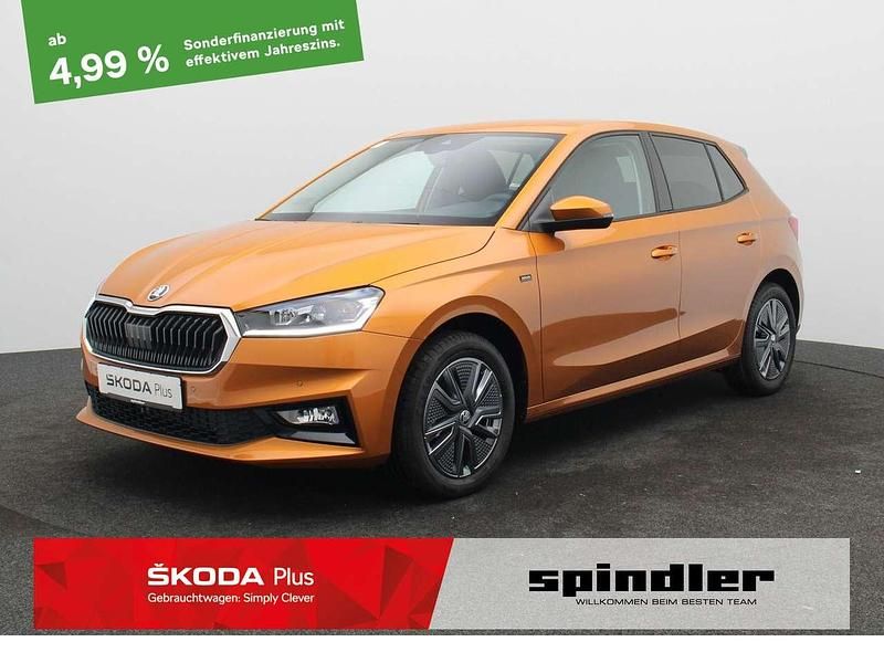 Phoenix orange metallic Gebraucht 2024 Skoda Fabia Selection Limousine | 20.880 € (Etwas zu teuer) - Bild 1/3
