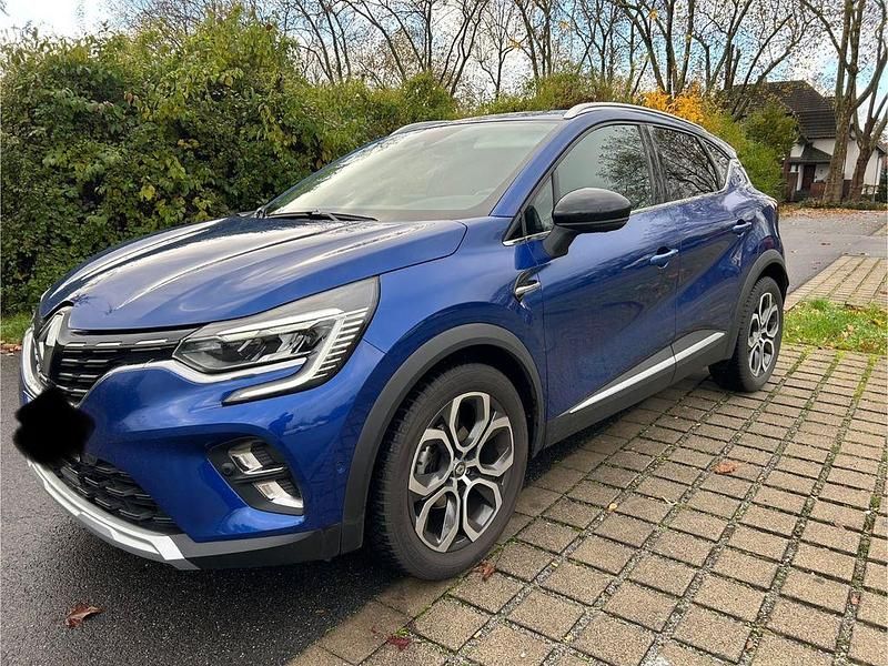 Blau Gebraucht 2021 Renault Captur Bose Edition SUV | 16.390 € (Guter Preis) - Bild 1/4