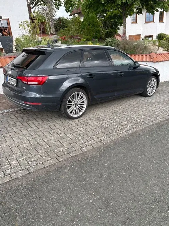 Brugt Audi A4 Ambiente 190 HK (139 kW) 2017 Grå Stationcar