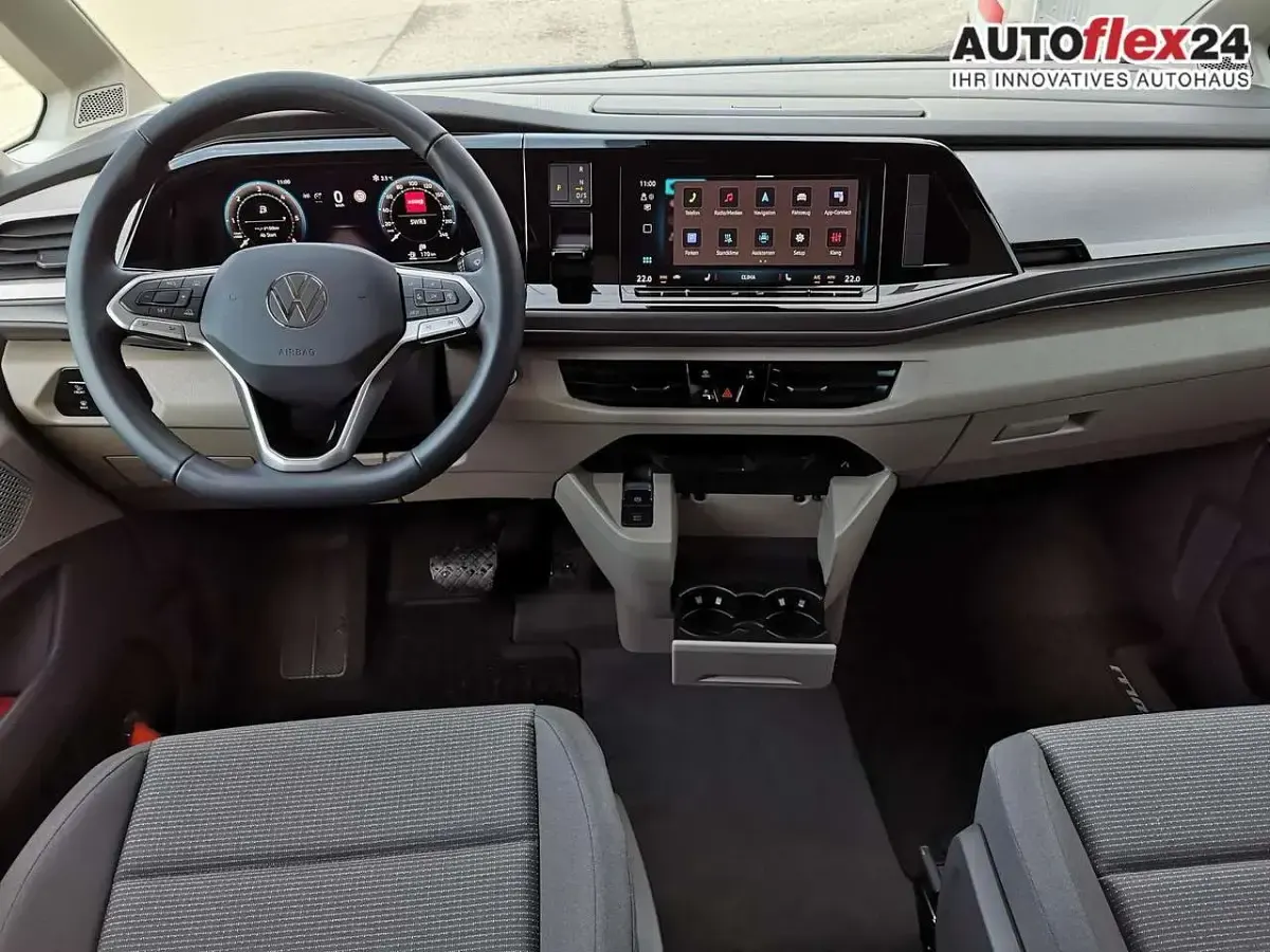 Neu VW Multivan Edition 150 PS (110 kW) 2025 Puregrey Van / Kleinbus