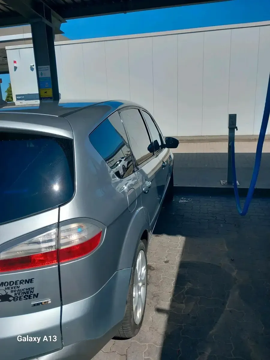 Second-hand Ford S-MAX S 175 CP (128 kW) 2008 Argintiu Monovolum
