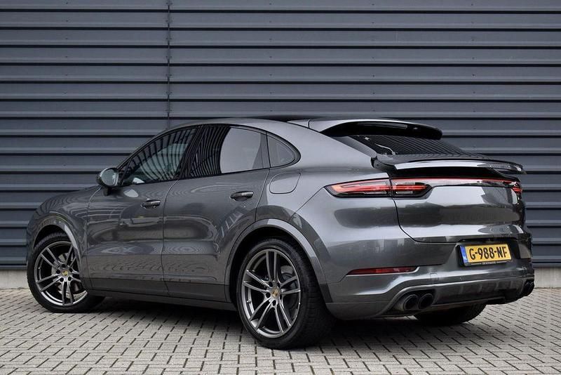 Gebraucht Porsche Cayenne Sport 462 PS (339 kW) 2019 Grau SUV
