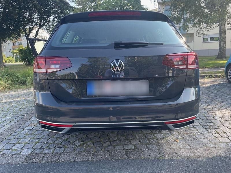 Gebraucht VW Passat GTE 218 PS (160 kW) 2021 Grau Kombi