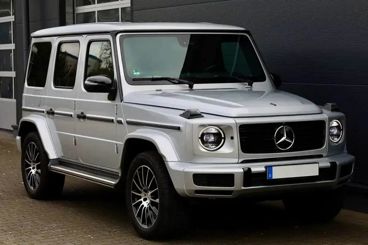 Gebraucht Mercedes G350 AMG line 286 PS (210 kW) 2020 Iridiumsilber metallic SUV