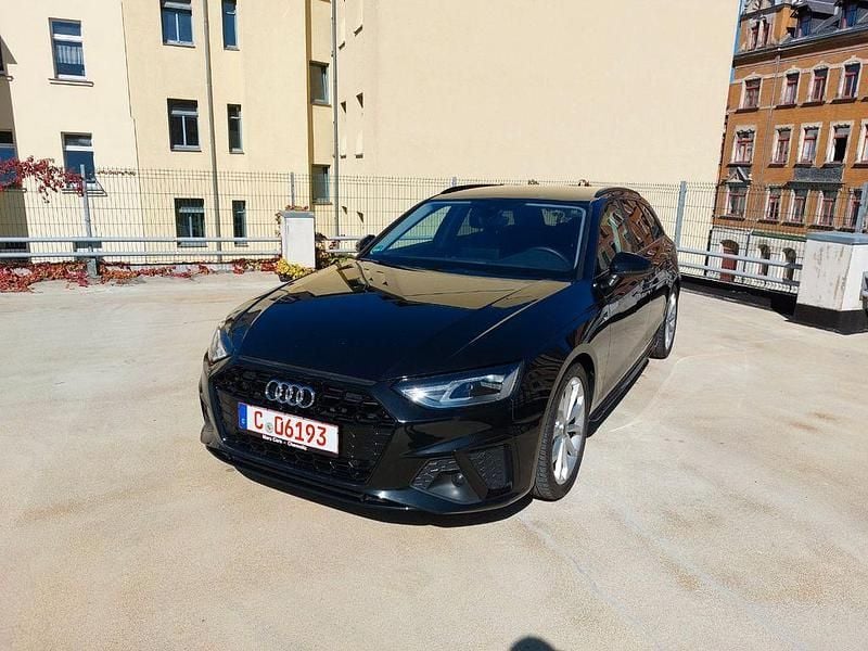 Schwarz Gebraucht 2023 Audi A4 S-Line Kombi | 27.800 € (Superpreis) - Bild 1/4