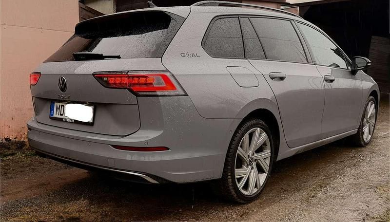 Gebraucht VW Golf VIII Goal 116 PS (85 kW) 2024 Grau Kombi