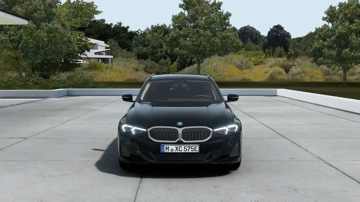 Neu BMW 330e 292 PS (214 kW) 2025 Schwarz uni Kombi