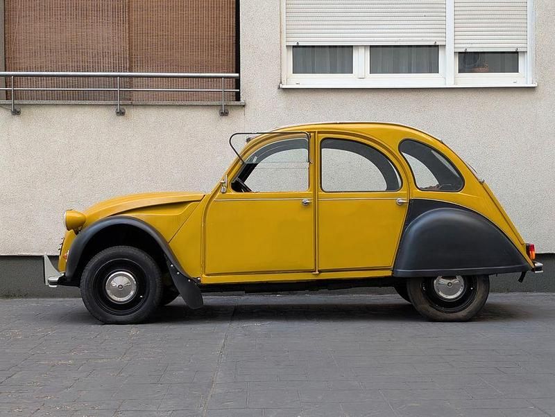 Gebraucht Citroën 2CV 30 kW (41 PS) 1974 Gelb Limousine