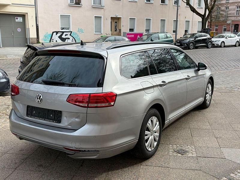 Gebraucht VW Passat Highline 150 PS (110 kW) 2017 Grau Kombi