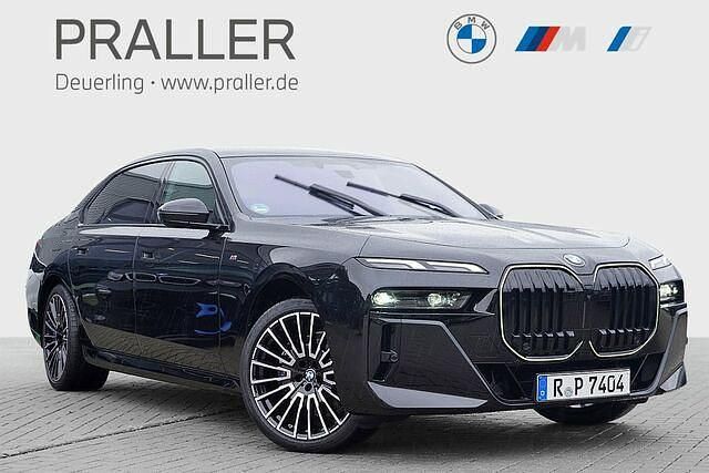Gebraucht BMW 740 M Sport 286 PS (210 kW) 2024 Saphirschwarz Limousine