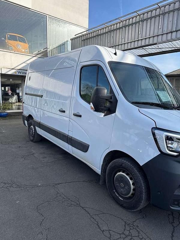 Second-hand Renault Master 135 CP (99 kW) 2019 Alb Van