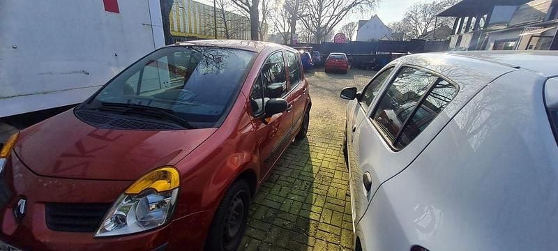Gebraucht Renault Modus 75 PS (55 kW) 2004 Rot Van / Kleinbus