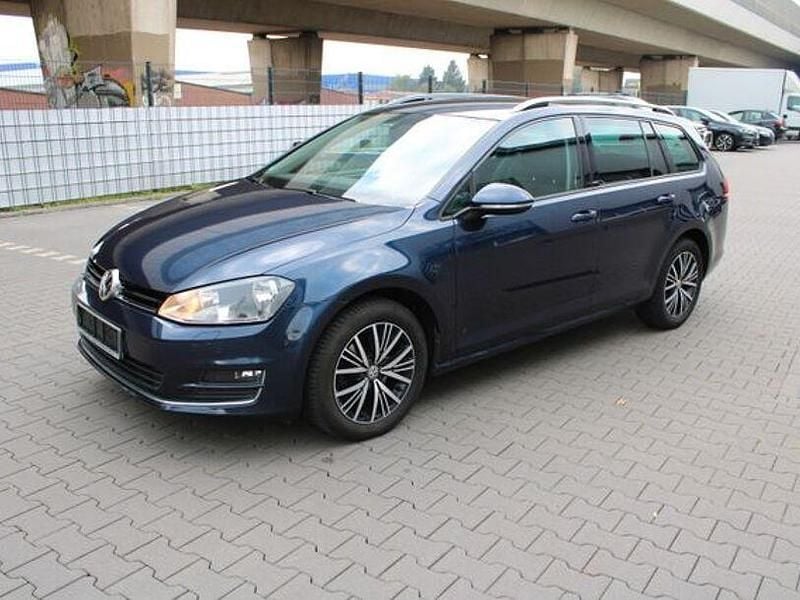 Blau Gebraucht 2016 VW Golf VII Allstar Kombi | 11.900 € (Fairer Preis) - Bild 1/4