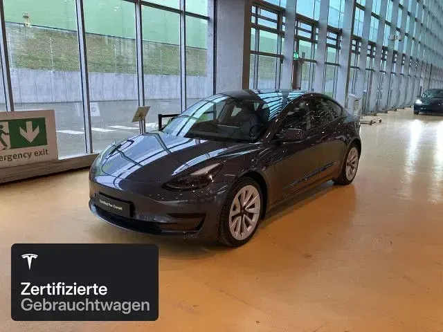 Used Tesla Model 3 RWD 283 kW (385 HP) 2022 Silver Sedan