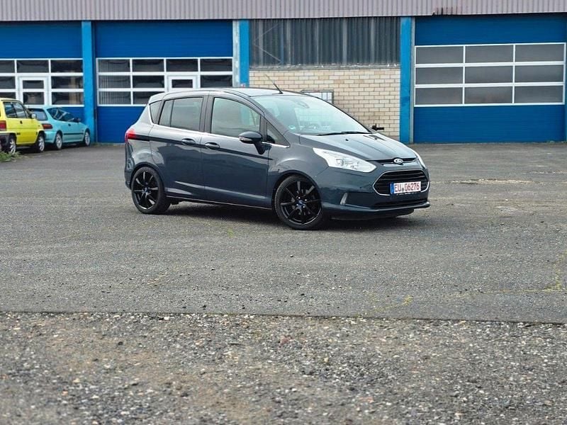 Second-hand Ford B-MAX Titanium 125 CP (91 kW) 2014 Gri Monovolum